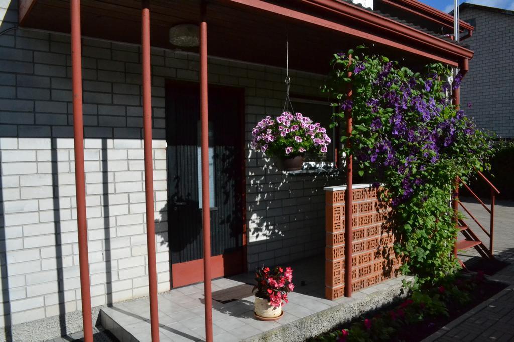 Nooruse Majutus Hotel Kuressaare Luaran gambar